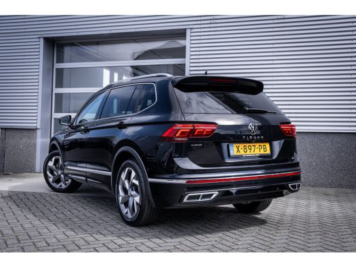 Volkswagen Tiguan Allspace 1.5 TSI R-Line Business 7p. | Achteruitrijcamera | R-Line exterieur | Trekhaak elektrisch uitklap... ActivLease financial lease