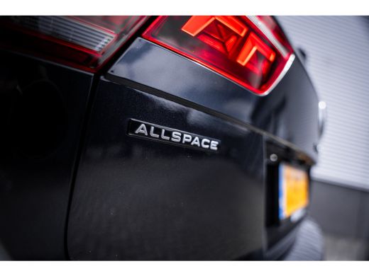 Volkswagen Tiguan Allspace 1.5 TSI R-Line Business 7p. | Achteruitrijcamera | R-Line exterieur | Trekhaak elektrisch uitklap... ActivLease financial lease