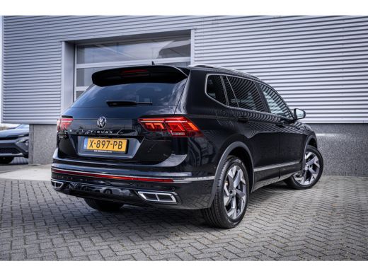 Volkswagen Tiguan Allspace 1.5 TSI R-Line Business 7p. | Achteruitrijcamera | R-Line exterieur | Trekhaak elektrisch uitklap... ActivLease financial lease