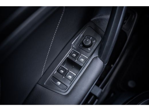 Volkswagen Tiguan Allspace 1.5 TSI R-Line Business 7p. | Achteruitrijcamera | R-Line exterieur | Trekhaak elektrisch uitklap... ActivLease financial lease
