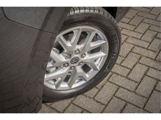 Volkswagen Transporter | 2.0 TDI L1 Bulli | *BPM Vrij | Stoelverwarming | Adaptive Cruise | Navigatie ActivLease financial lease