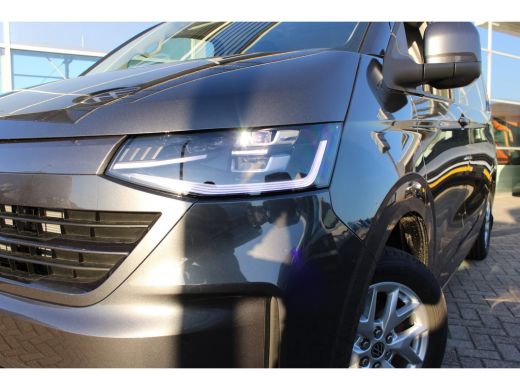 Volkswagen Transporter | 2.0 TDI L1 Bulli | *BPM Vrij | Stoelverwarming | Adaptive Cruise | Navigatie ActivLease financial lease