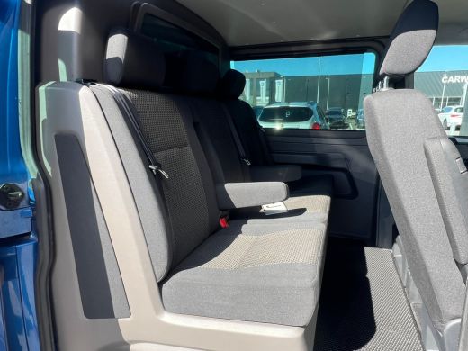Volkswagen Transporter Bulli 150 pk DSG | Dubbele Cabine | Led | Digitaal Dashboard | Adaptive Cruise ActivLease financial lease