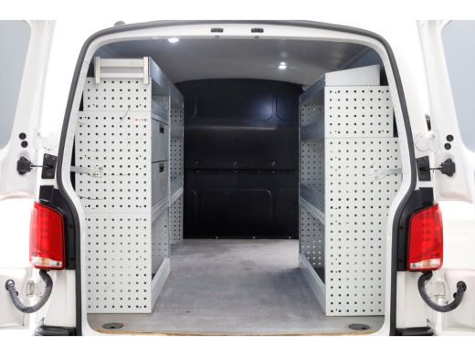 Volkswagen Transporter T6.1 2.0 TDI 110pk Lang Airco/Navi/Inrichting 09-2020 ActivLease financial lease