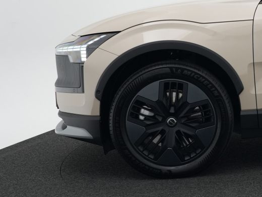Volvo  EX30 Twin Performance Ultra 69 kWh | Panoramadak | Harman/Kardon | 360&deg; Camera | Stoelverwarming | Stu... ActivLease financial lease