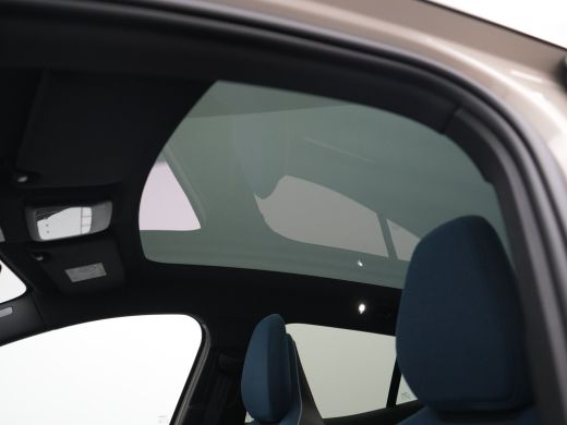 Volvo  EX30 Twin Performance Ultra 69 kWh | Panoramadak | Harman/Kardon | 360&deg; Camera | Stoelverwarming | Stu... ActivLease financial lease