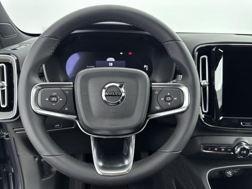 Volvo  EX40 Single Motor Extended Range Ultra 82 kWh | Electronic climate controle | Elektrisch glazen panora... ActivLease financial lease