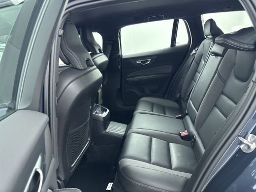 Volvo  V60 T6 Recharge Plus Dark | 18" | Sporstoelen | Trekhaak | 360 Camera  Harman Kardon | Adaptieve Crui... ActivLease financial lease