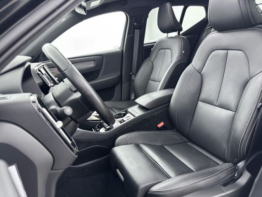 Volvo  XC40 B5 AWD R-Design | 20"| Panoramadak | 360 Camera | Elektr. verst. Stoelen | Harman Kardon | Getint... ActivLease financial lease