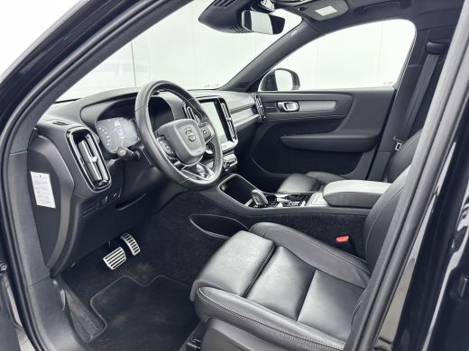 Volvo  XC40 B5 AWD R-Design | 20"| Panoramadak | 360 Camera | Elektr. verst. Stoelen | Harman Kardon | Getint... ActivLease financial lease