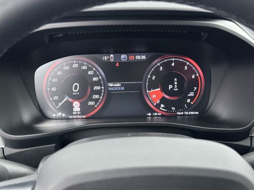 Volvo  XC40 T2 A/T Momentum Business | 18" | Stoel/Stuurverwarming | Parkeercamera | Getint Glas | Adaptieve ... ActivLease financial lease