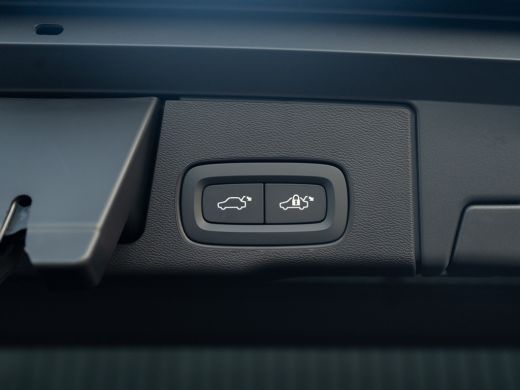 Volvo  XC60 2.0 T6 Plug-in hybrid AWD Plus Black Edition | Harman/ Kardon | 360 Camera | Blind Spot | Panodak... ActivLease financial lease