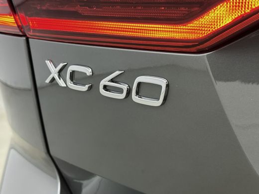 Volvo  XC60 NEW MODEL T6 Plug-in hybrid AWD Plus Dark | Panoramadak | Harman & Kardon | HUD | BLIS | 21 inch ... ActivLease financial lease