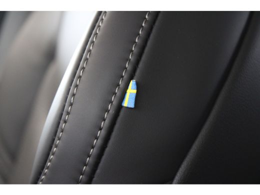 Volvo  XC90 T8 455PK Ultra Dark | B&W Audio | Luchtvering | Massage | Ventilatie | Panoramadak | 21'' ActivLease financial lease