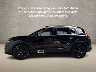Citroën C5 Aircross 1.6 PureTech Sport 181Pk Automaat (APPLE CARPLAY, BLACK PACK, GROOT NAVI, LEDER, STOELVERWARMING,...