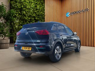 Kia e-Niro DynamicPlusLine 39 kWh | Adaptive Cruise | Panoramadak | Camera | Stuur/stoelverwarming
