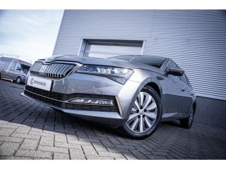 Skoda Superb Combi 1.4 TSI 218PK iV Style | Achteruitrijcamera | Apple Carplay/Android Auto|telefoonintegratie...
