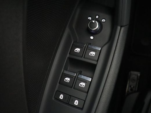 Audi A3 30 TFSI Advanced edition | Sportstoelen | Carplay | Virtual Cockpit | Climate control | Full LED ... ActivLease financial lease