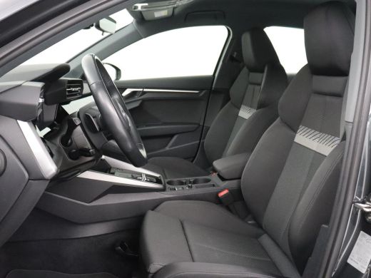 Audi A3 30 TFSI Advanced edition | Sportstoelen | Carplay | Virtual Cockpit | Climate control | Full LED ... ActivLease financial lease