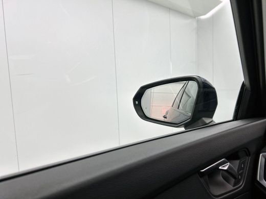 Audi Q3 45 TFSI e Plug-In Hybrid S Line LEER | VIRTUAL | 20" LM | SIDE-ASSIST ActivLease financial lease