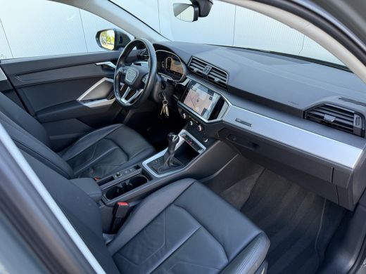 Audi Q3 45 TFSI eHybrid 245pk | Leder | Pano dak ActivLease financial lease