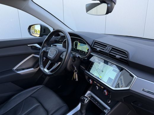 Audi Q3 45 TFSI eHybrid 245pk | Leder | Pano dak ActivLease financial lease