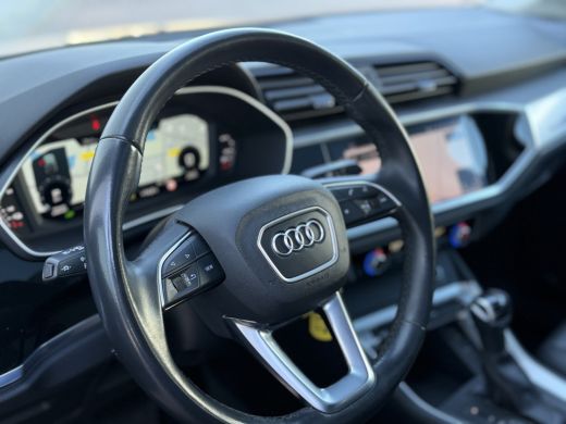 Audi Q3 45 TFSI eHybrid 245pk | Leder | Pano dak ActivLease financial lease