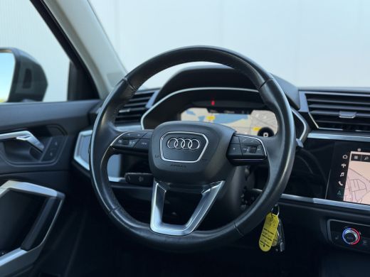 Audi Q3 45 TFSI eHybrid 245pk | Leder | Pano dak ActivLease financial lease