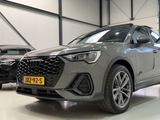 Audi Q3 45 TFSI eHybrid 245pk | Leder | Pano dak ActivLease financial lease