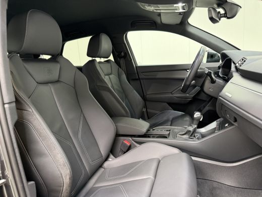 Audi Q3 45 TFSI e 245pk S Edition | Leder | Camera | Keyless ActivLease financial lease