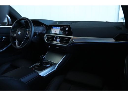 BMW 3 Serie Touring 330 e Luxury Line | Driving Professional | Head-up | Trekhaak | Camera | Stoelverwarming ... ActivLease financial lease
