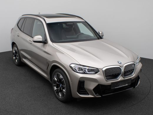 BMW iX3 M-SPORT 80 kWh (210kW/286pk) ** LED, LEDER, PANO, HuD, STUURVERW, H&K SOUND,  20-inch LMV ** 1e E... ActivLease financial lease