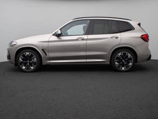 BMW iX3 M-SPORT 80 kWh (210kW/286pk) ** LED, LEDER, PANO, HuD, STUURVERW, H&K SOUND,  20-inch LMV ** 1e E... ActivLease financial lease