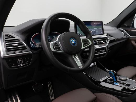 BMW iX3 M-SPORT 80 kWh (210kW/286pk) ** LED, LEDER, PANO, HuD, STUURVERW, H&K SOUND,  20-inch LMV ** 1e E... ActivLease financial lease