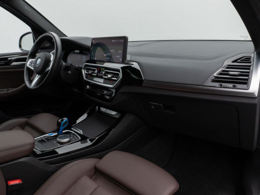BMW iX3 M-SPORT 80 kWh (210kW/286pk) ** LED, LEDER, PANO, HuD, STUURVERW, H&K SOUND,  20-inch LMV ** 1e E... ActivLease financial lease