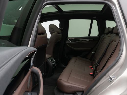 BMW iX3 M-SPORT 80 kWh (210kW/286pk) ** LED, LEDER, PANO, HuD, STUURVERW, H&K SOUND,  20-inch LMV ** 1e E... ActivLease financial lease