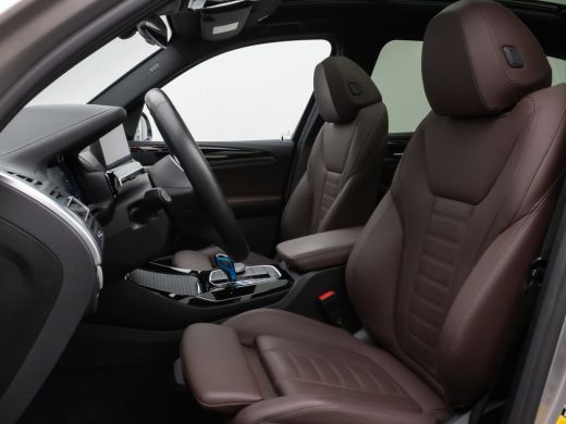 BMW iX3 M-SPORT 80 kWh (210kW/286pk) ** LED, LEDER, PANO, HuD, STUURVERW, H&K SOUND,  20-inch LMV ** 1e E... ActivLease financial lease