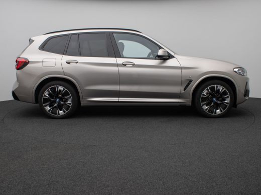 BMW iX3 M-SPORT 80 kWh (210kW/286pk) ** LED, LEDER, PANO, HuD, STUURVERW, H&K SOUND,  20-inch LMV ** 1e E... ActivLease financial lease