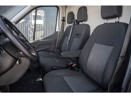 Ford Transit 2.0 EcoBlue L2H2 | Automaat | Camera | Cruise | Airco | Trekhaak ActivLease financial lease