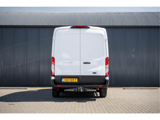 Ford Transit 2.0 EcoBlue L2H2 | Automaat | Camera | Cruise | Airco | Trekhaak ActivLease financial lease