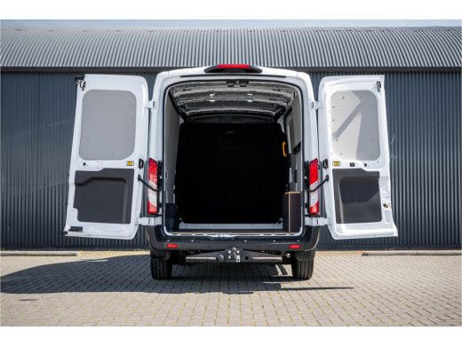 Ford Transit 2.0 EcoBlue L2H2 | Automaat | Camera | Cruise | Airco | Trekhaak ActivLease financial lease