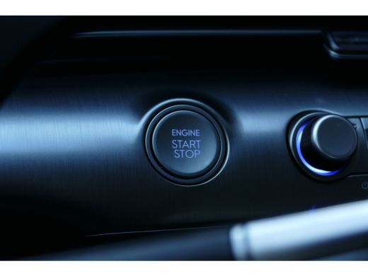 Hyundai Kona 1.6 GDI HEV Comfort Camera | Navigatie | Adaptieve Cruise | Carplay | Climate | 16" Lichtmetaal |... ActivLease financial lease