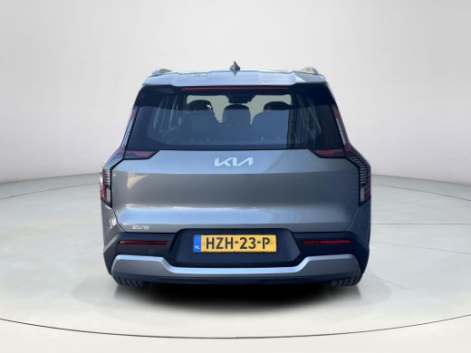 Kia EV9 First Edition 76.1 kWh | BTW ! ! | 7 persoons | Elk stoelen| ActivLease financial lease