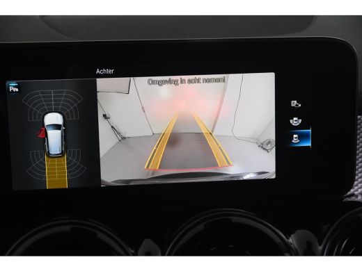 Mercedes-Benz GLB 200 *1ste Eigenaar*Navigatie*Leer*Stoelverwarming*PDC* ActivLease financial lease