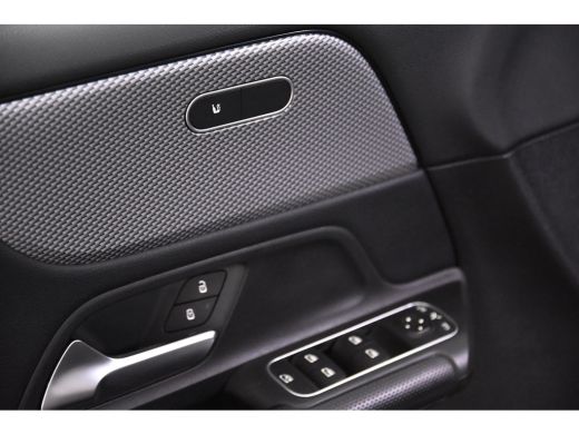 Mercedes-Benz GLB 200 *1ste Eigenaar*Navigatie*Leer*Stoelverwarming*PDC* ActivLease financial lease