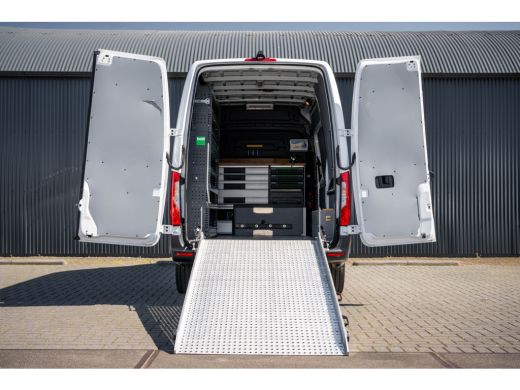 Mercedes-Benz Sprinter 311 CDI L2H2 | Volledig Ingericht | Mbux | Camera | Navi | Climatronic ActivLease financial lease