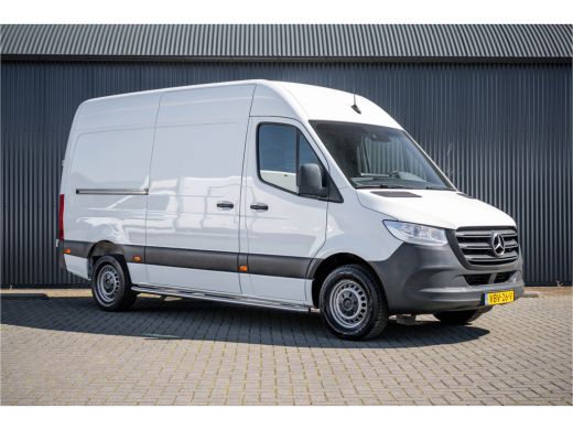 Mercedes-Benz Sprinter 311 CDI L2H2 | Volledig Ingericht | Mbux | Camera | Navi | Climatronic ActivLease financial lease