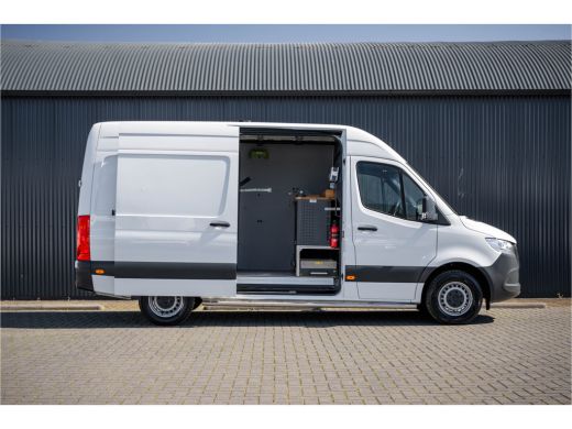 Mercedes-Benz Sprinter 311 CDI L2H2 | Volledig Ingericht | Mbux | Camera | Navi | Climatronic ActivLease financial lease