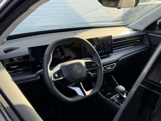 MG HS 1.5 Luxury | Carplay | Leder | 360 Camera | Virtual Cockpit ActivLease financial lease