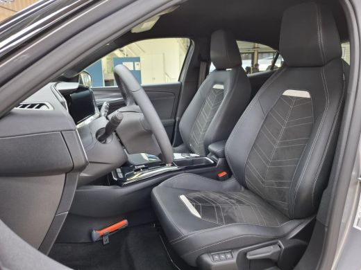 Opel Mokka-e Long Range GS 54 kWh 156k | Massage | Warmtepomp | Navigatie | Full-LED | Achteruitcamera | !! ActivLease financial lease